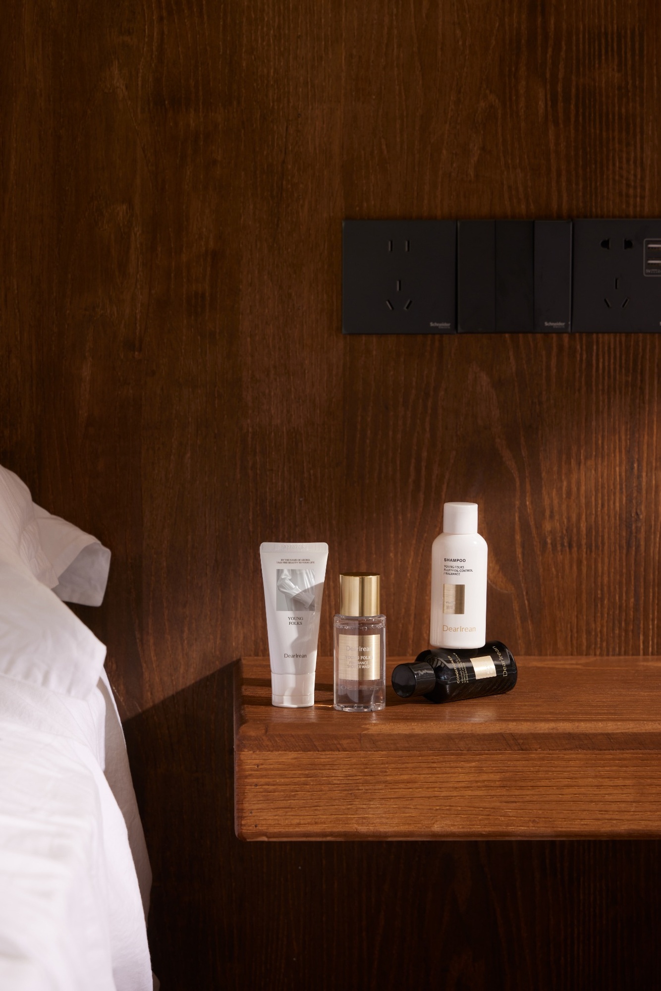 Floating Water Fragrance Bath Travel Set