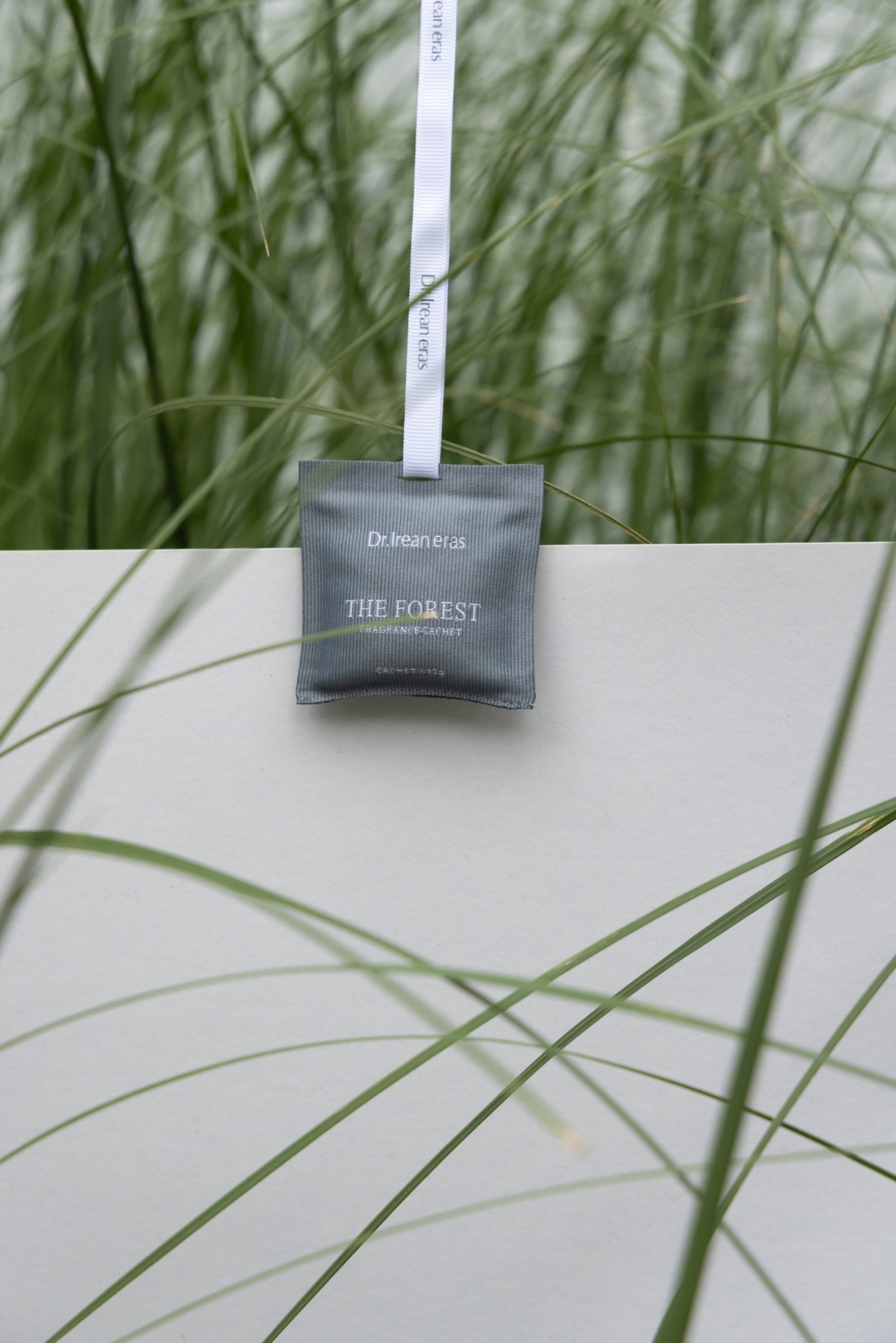 The Forest Car Fragrance · Classic 13 g